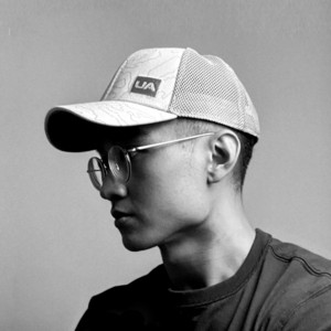 Cover: Raymond Chin
