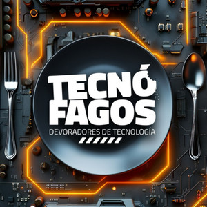 Cover: Tecnófagos. Devoradores de tecnología.