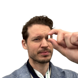 Cover: Noget I bør vide — med Anders Sørensen.