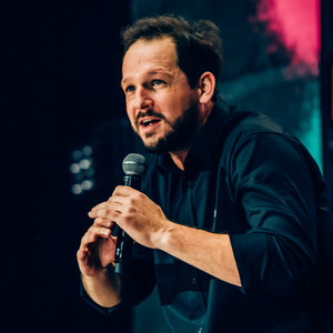 Cover: Rafał Pacześ