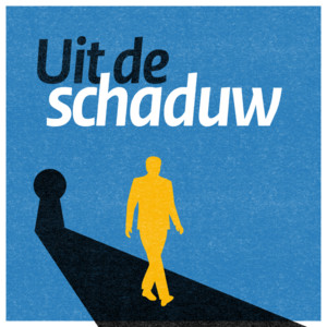 Cover: Uit de schaduw