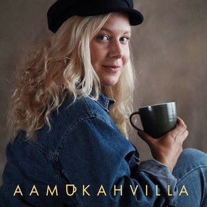 Cover: Aamukahvilla